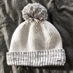 L.L. Bean fleece lined beanie